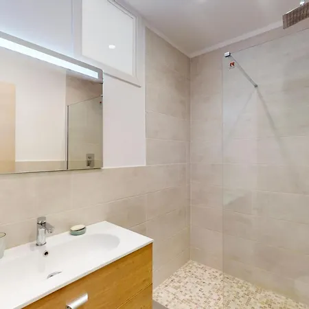 Loft Victor Hugo 73 Fshh Appart hôtel