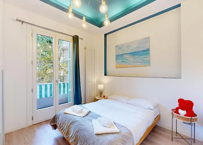 Aparthotel Loft Victor Hugo 73 Fshh 3*
